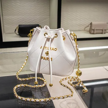Персонализированная Кожаная сумка-мешок с маленькими золотыми Шариками, Универсальная сумка в клетку с бриллиантами Большой емкости, сумка через плечо, женская сумка